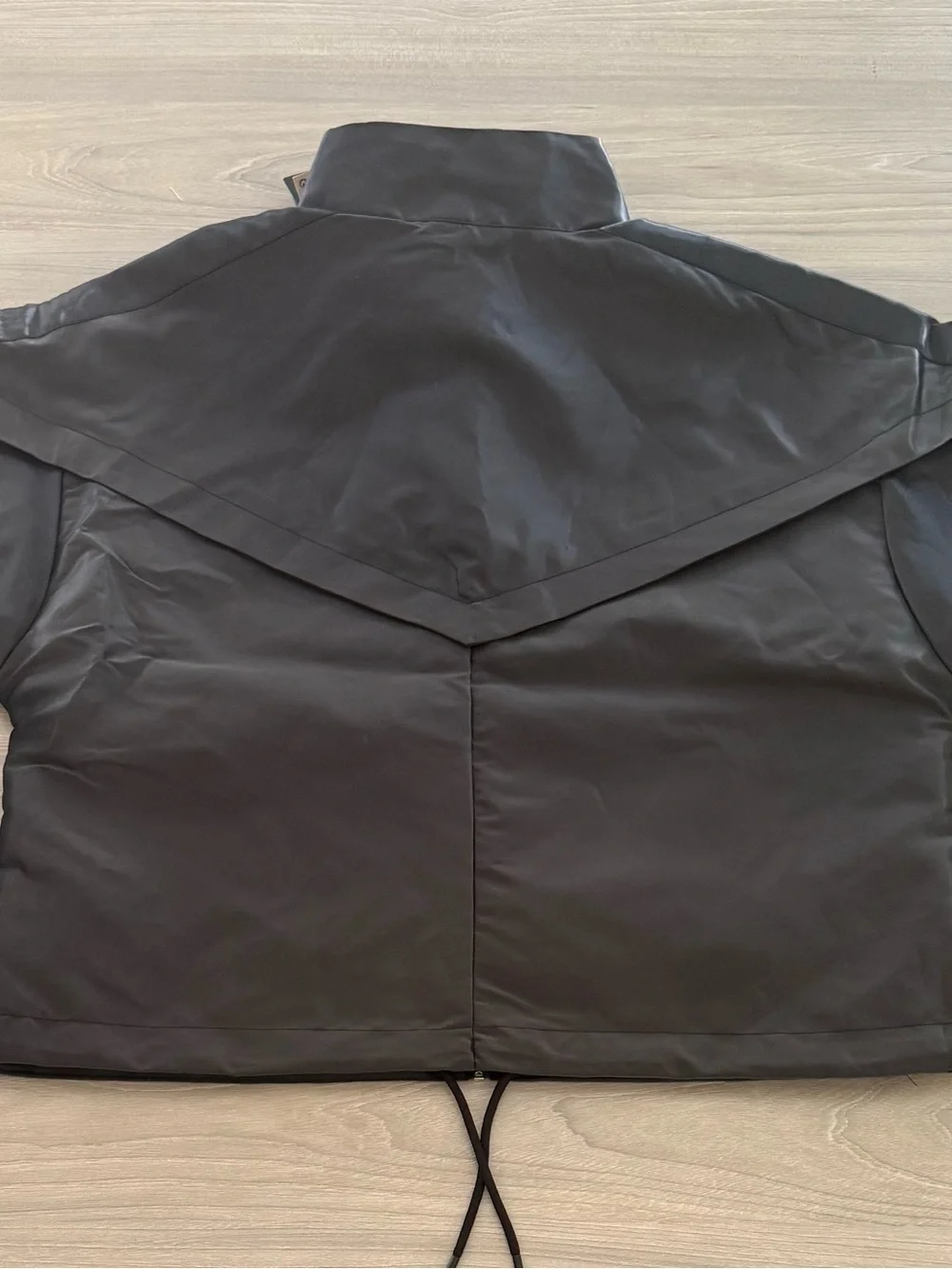 Nike Women's Sportswear Windrunner Shine Jacket